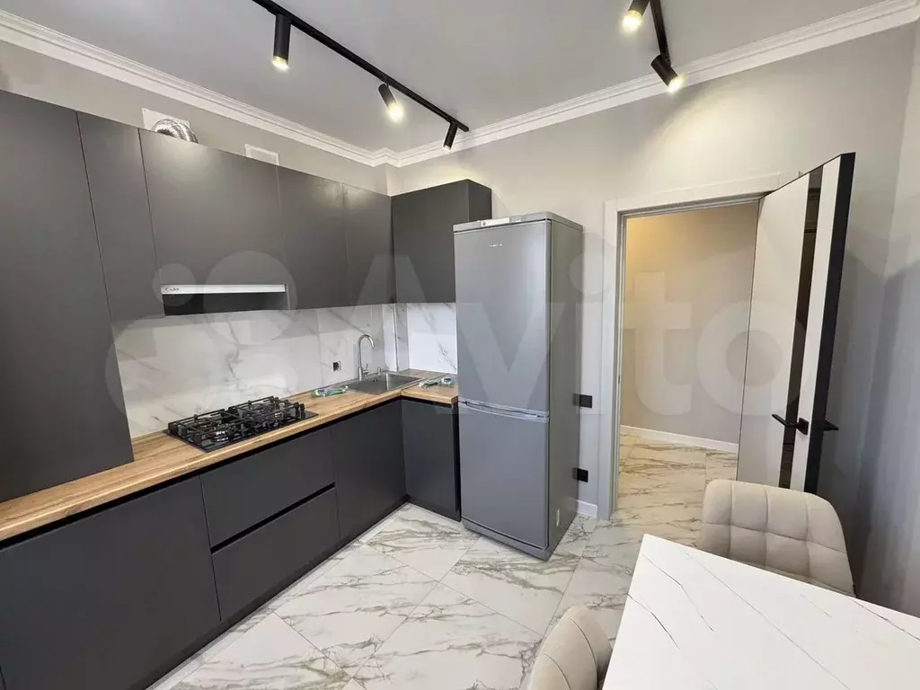 1-к. квартира, 41 м, 1/4 эт. - Фото 0