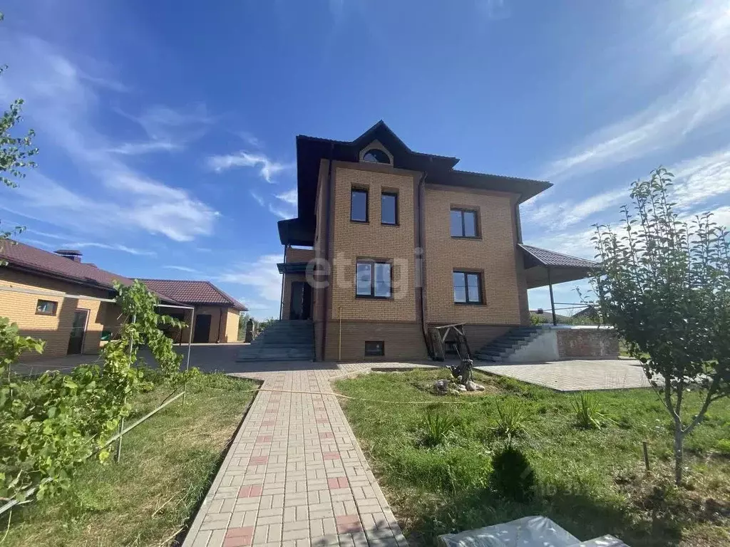 Дом в Белгородская область, Белгородский район, Никольское с/пос, с. ... - Фото 0