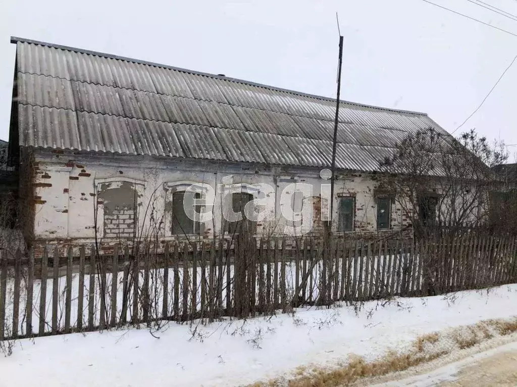 Дом в Липецкая область, Добровский муниципальный округ, с. Липовка ул. ... - Фото 0