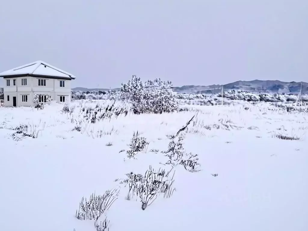 Участок в Сахалинская область, Южно-Сахалинск городской округ, с. ... - Фото 1