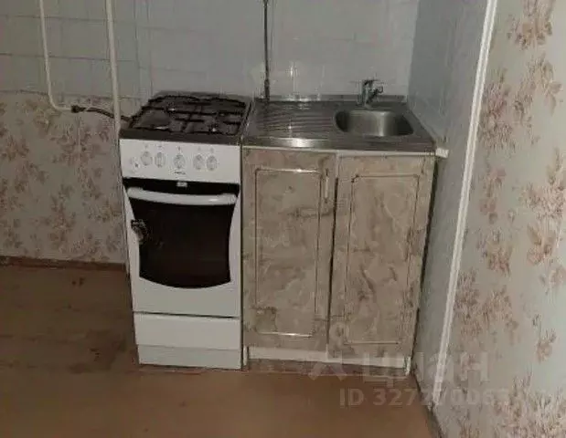 3-к кв. Курганская область, Шатровский муниципальный округ, с. ... - Фото 2