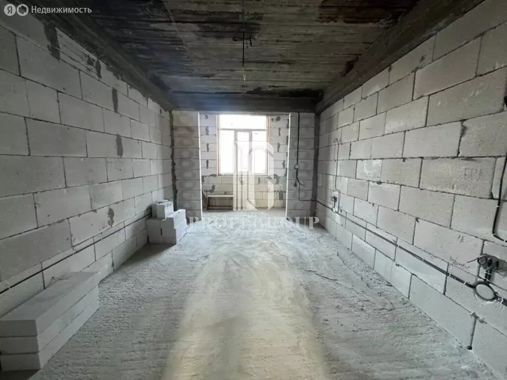 1-комнатная квартира: Махачкала, улица Путешественников, 8 (62 м) - Фото 0