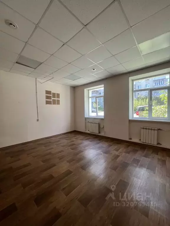 Офис в Свердловская область, Екатеринбург ул. Сакко и Ванцетти, 58В ... - Фото 1