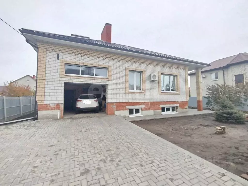 Дом в Саратовская область, Энгельс Цветочная ул., 12 (265 м) - Фото 1