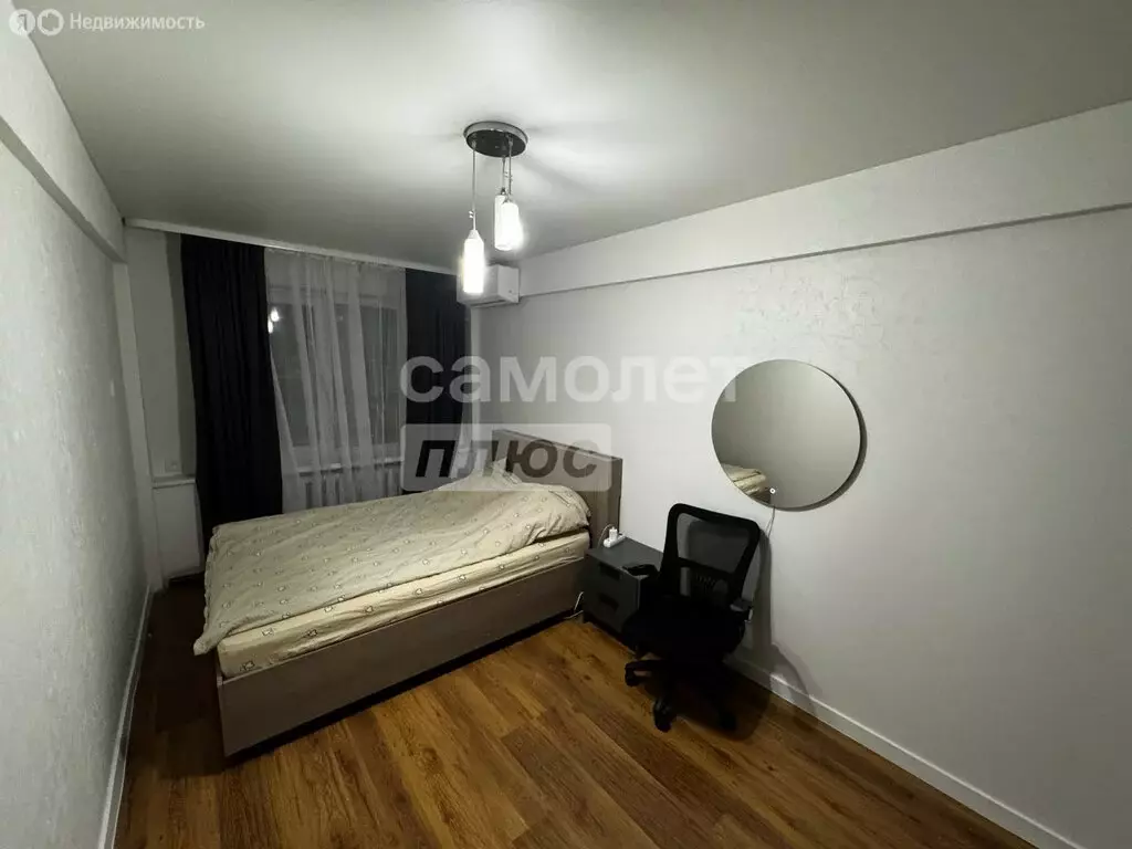 3-комнатная квартира: Ижевск, улица Дзержинского, 85 (55.6 м) - Фото 1