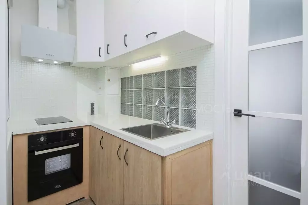 2-к кв. Тюменская область, Тюмень ул. Республики, 92 (42.0 м) - Фото 1
