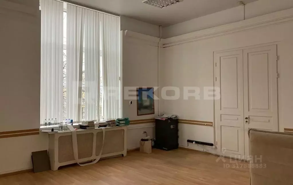 Офис в Санкт-Петербург ул. Радищева, 39В (80 м) - Фото 0