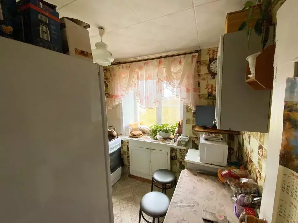 1-к кв. Ярославская область, Рыбинск просп. 50 лет Октября, 1 (30.0 м) - Фото 1