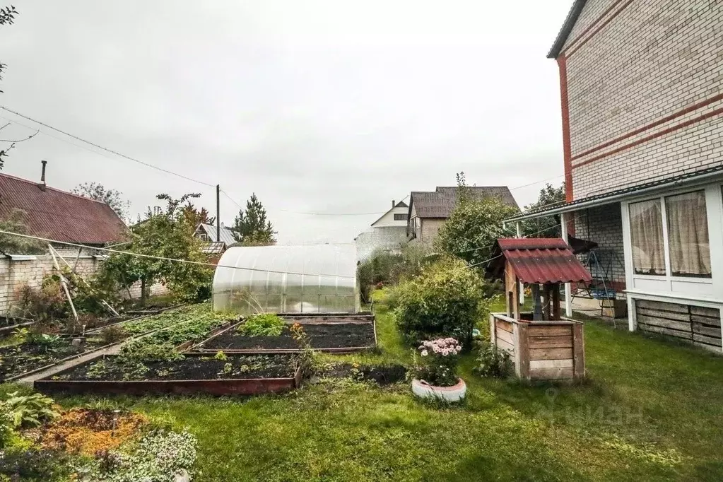 Коттедж в Алтайский край, Барнаул Аметистовая ул., 40 (340 м) - Фото 1