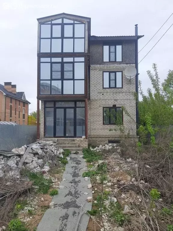 Дом в Нижний Новгород, улица Родионова, 86 (200 м) - Фото 1