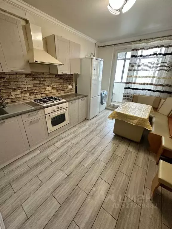 2-к кв. Краснодарский край, Краснодар Черкасская ул., 49 (59.3 м) - Фото 1