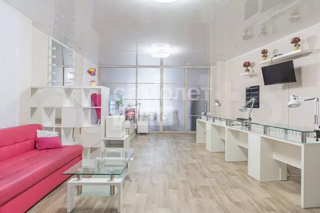 Продам офисное помещение, 68.5 м - Фото 0