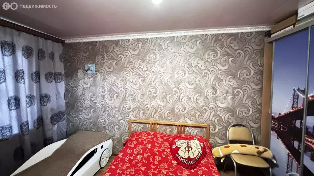 2-комнатная квартира: Крымск, улица Свердлова, 136 (51 м) - Фото 2