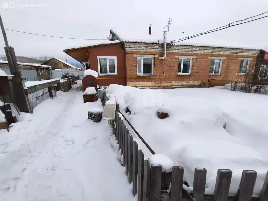 Дом в Челябинская область, Уйский муниципальный округ, село ... - Фото 2