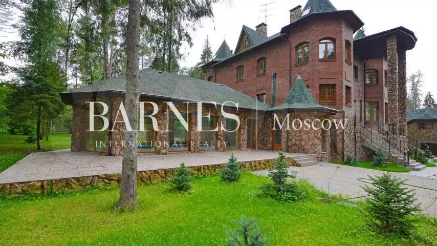 Дом 1500 м на участке 43 сот. - Фото 1