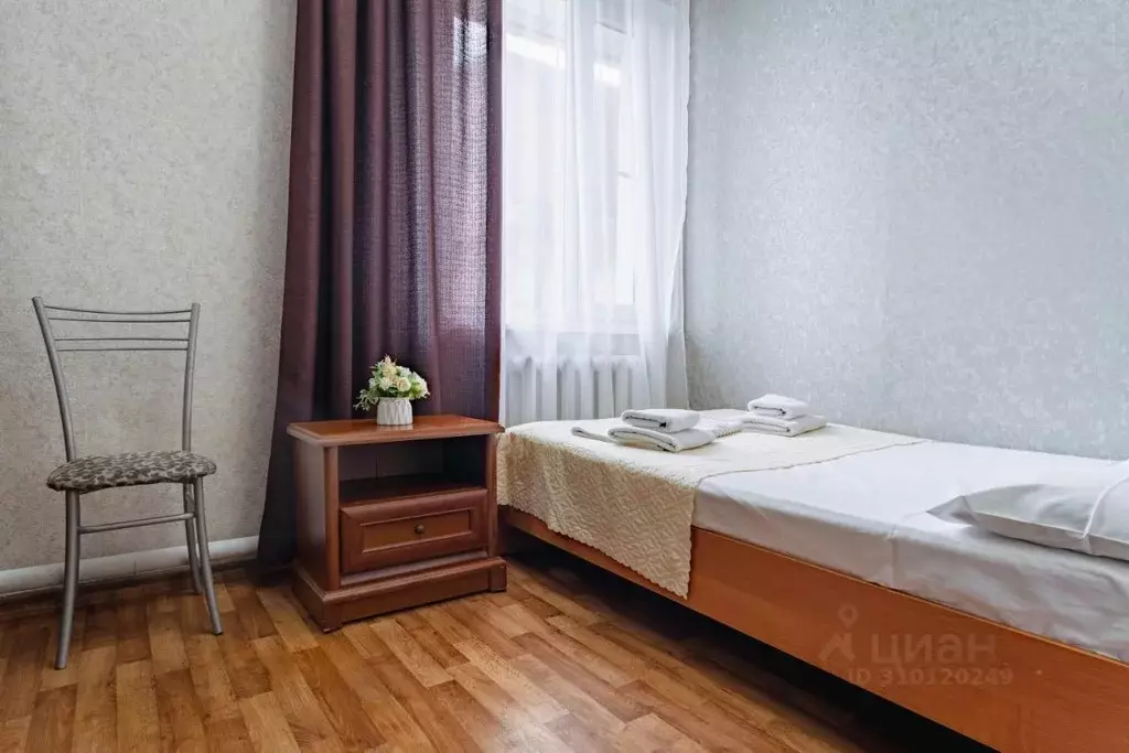 Комната Краснодарский край, Сочи ул. Куйбышева, 44 (10.0 м) - Фото 1