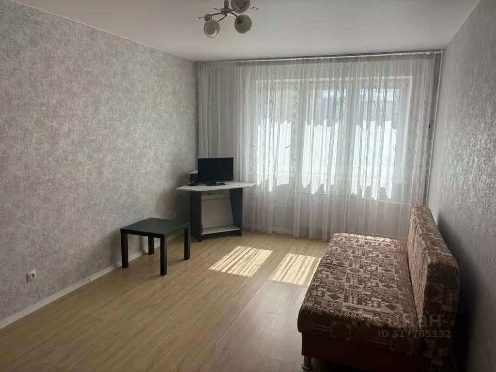 1-к кв. Свердловская область, Екатеринбург ул. Кольцевая, 37 (36.3 м) - Фото 1