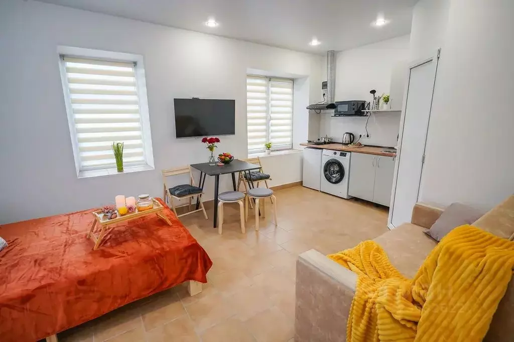 Студия Приморский край, Владивосток ул. Тухачевского, 49/6 (20.0 м) - Фото 1