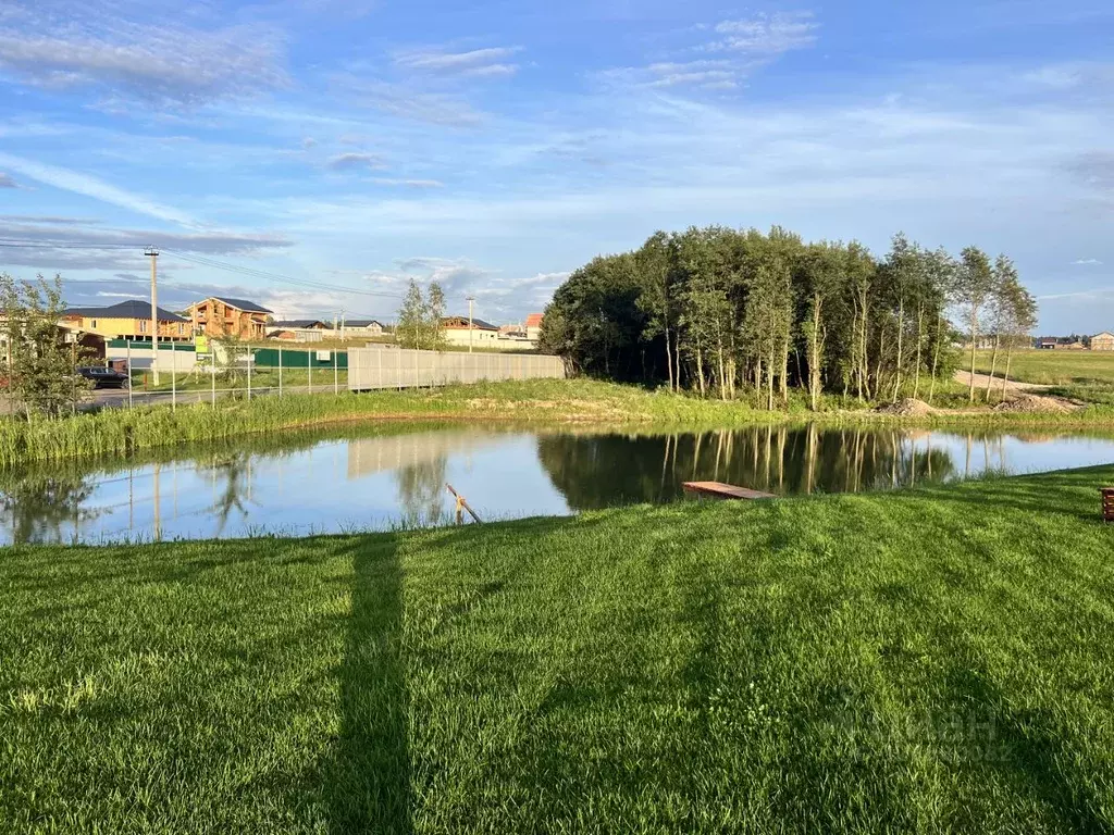 Участок в Московская область, Клин городской округ, д. Покровка ул. ... - Фото 1