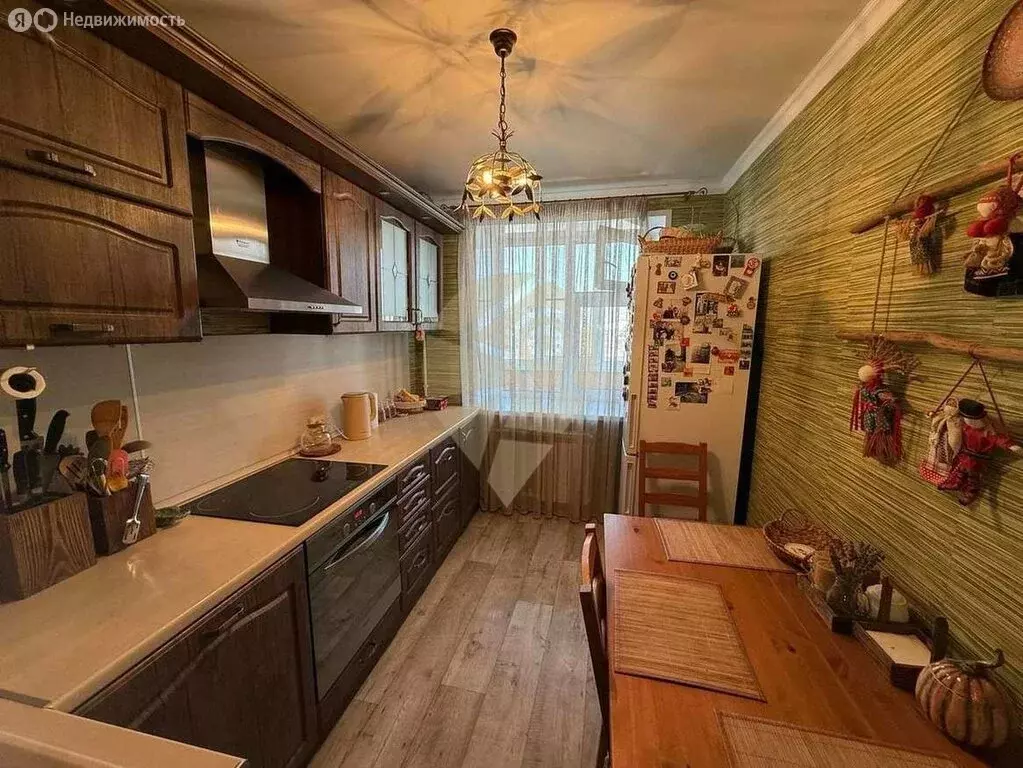 3-комнатная квартира: Старый Оскол, Комсомольский проспект, 27 (65.5 ... - Фото 1