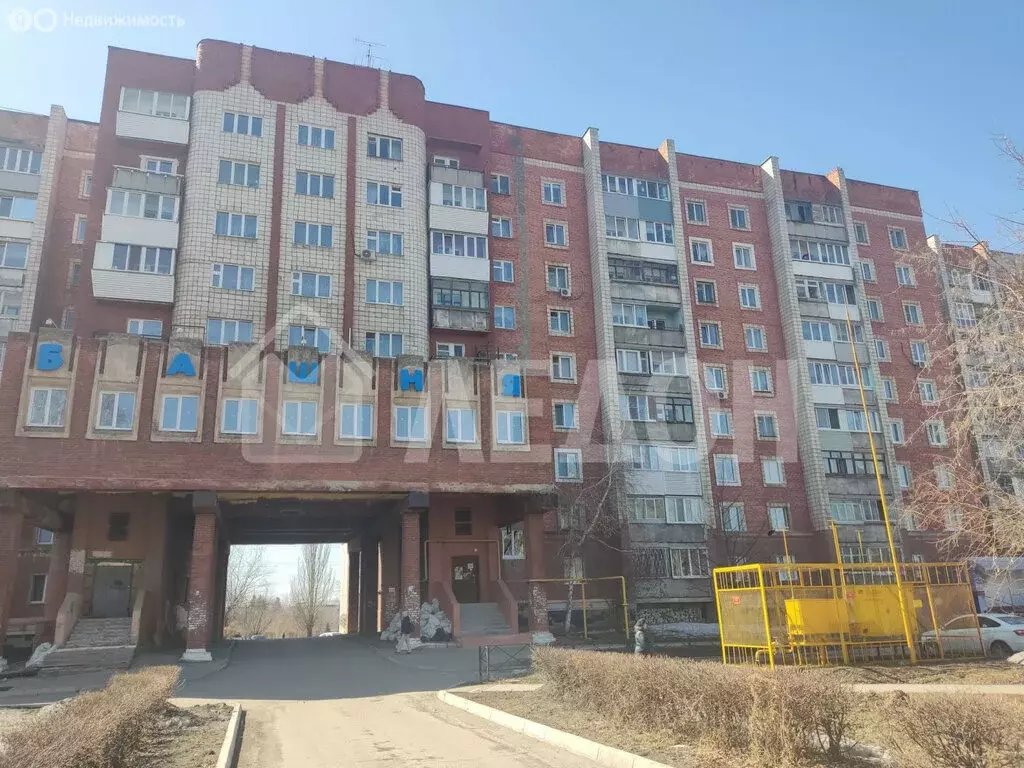 Квартира-студия: Омск, улица Кирова, 4 (42 м) - Фото 0