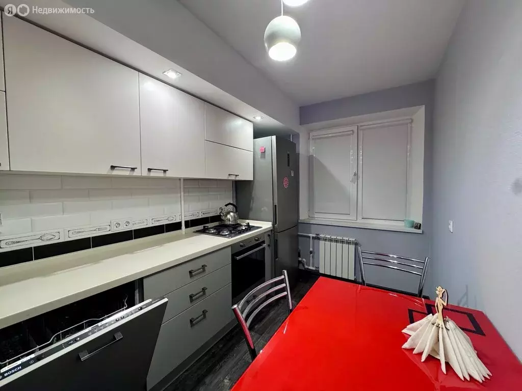 3-комнатная квартира: Волгоград, посёлок Ангарский, улица Тургенева, ... - Фото 2