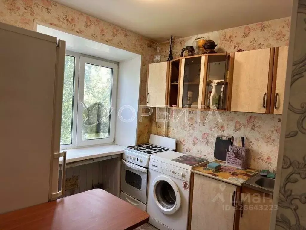 2-к кв. Тюменская область, Тюмень ул. Пермякова, 10 (44.0 м) - Фото 1