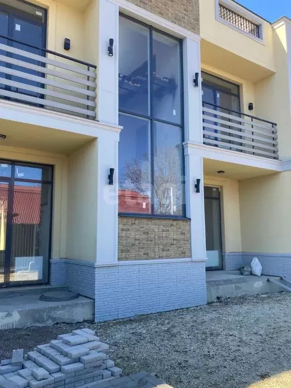 Таунхаус в Ставропольский край, Кисловодск Белоглинская ул. (138 м) - Фото 1