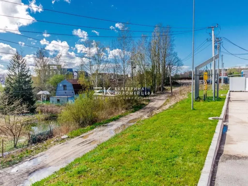 Участок в Ленинградская область, Всеволожский район, Имени Свердлова ... - Фото 1