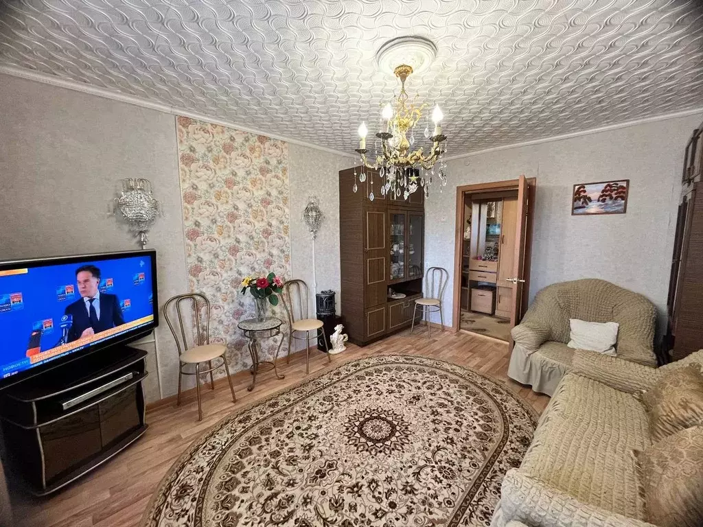 Продаётся 3-к квартира, 60.9 м - Фото 1