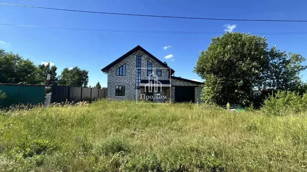Дом в Белгородская область, Старооскольский городской округ, с. ... - Фото 2