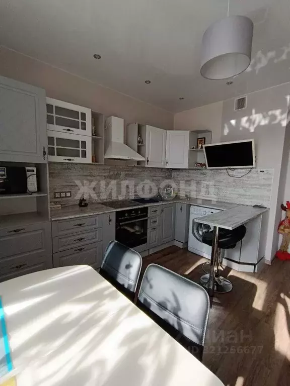 1-к кв. Новосибирская область, Новосибирск ул. Залесского, 8/1 (50.2 ... - Фото 1