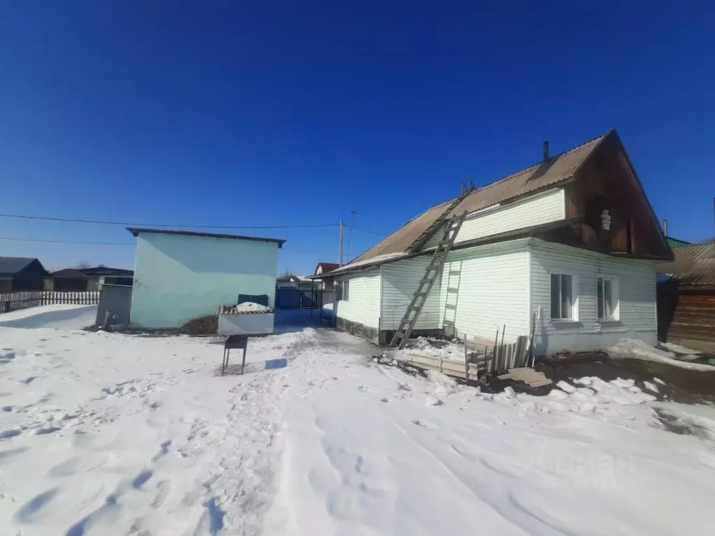 Дом в Кемеровская область, Крапивинский пгт ул. Дачная, 18 (78 м) - Фото 1