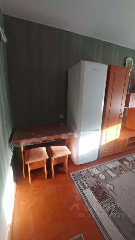 Комната Омская область, Омск Учебная ул., 193 (13.0 м) - Фото 2