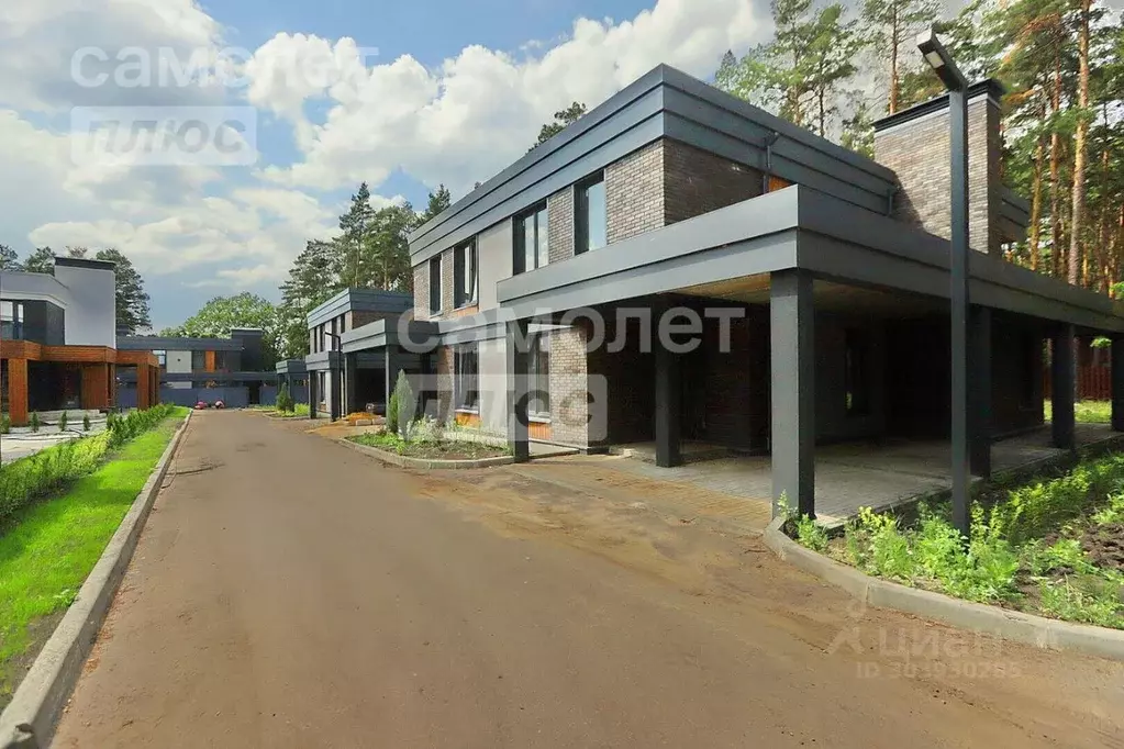 Таунхаус в Липецкая область, Грязинский район, Ярлуковский сельсовет, ... - Фото 1