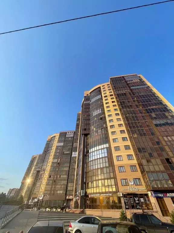 2-к кв. Волгоградская область, Волжский ул. Мира, 57 (65.0 м) - Фото 0