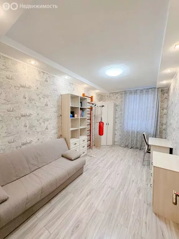 3-комнатная квартира: Мурманск, улица Челюскинцев, 9 (69.3 м) - Фото 1