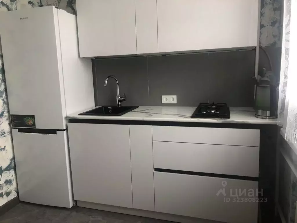 1-к кв. Свердловская область, Екатеринбург ул. Машиностроителей, 18 ... - Фото 1