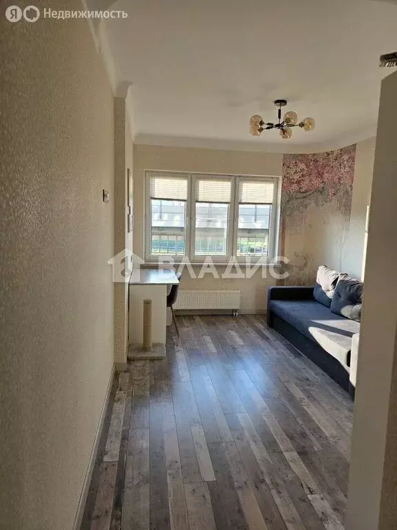 2-комнатная квартира: Калининград, Октябрьская улица, 57 (61.7 м) - Фото 1
