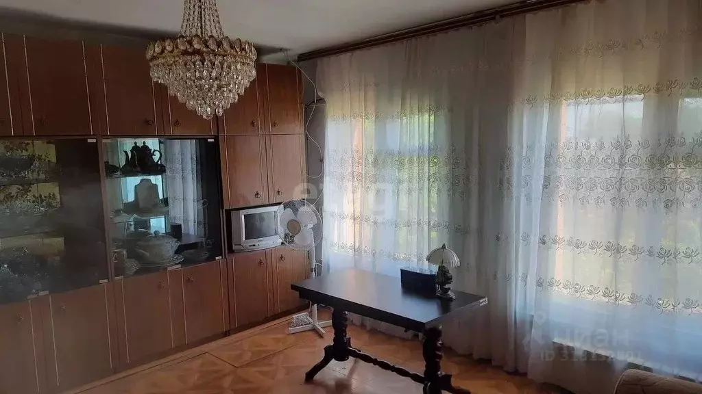 Дом в Самарская область, Ставропольский район, с. Ягодное Советская ... - Фото 1