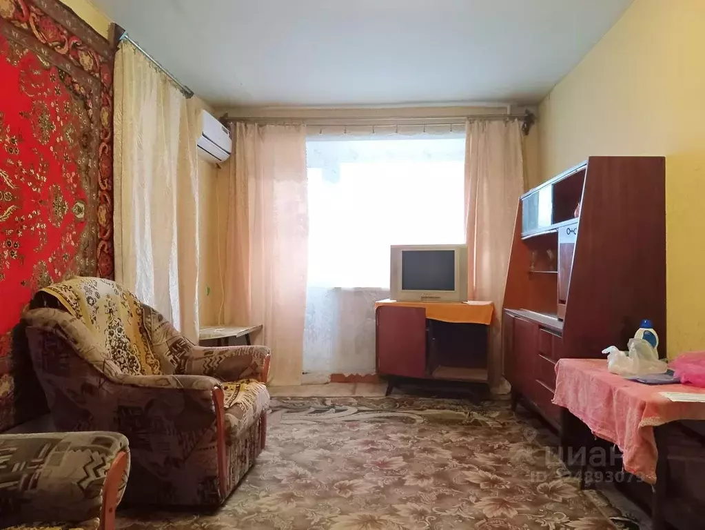 2-к кв. Саратовская область, Энгельс Молодежная ул., 8 (42.5 м) - Фото 1