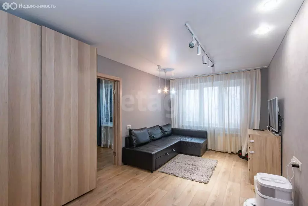 3-комнатная квартира: Омск, Волочаевская улица, 13Е (38 м) - Фото 2