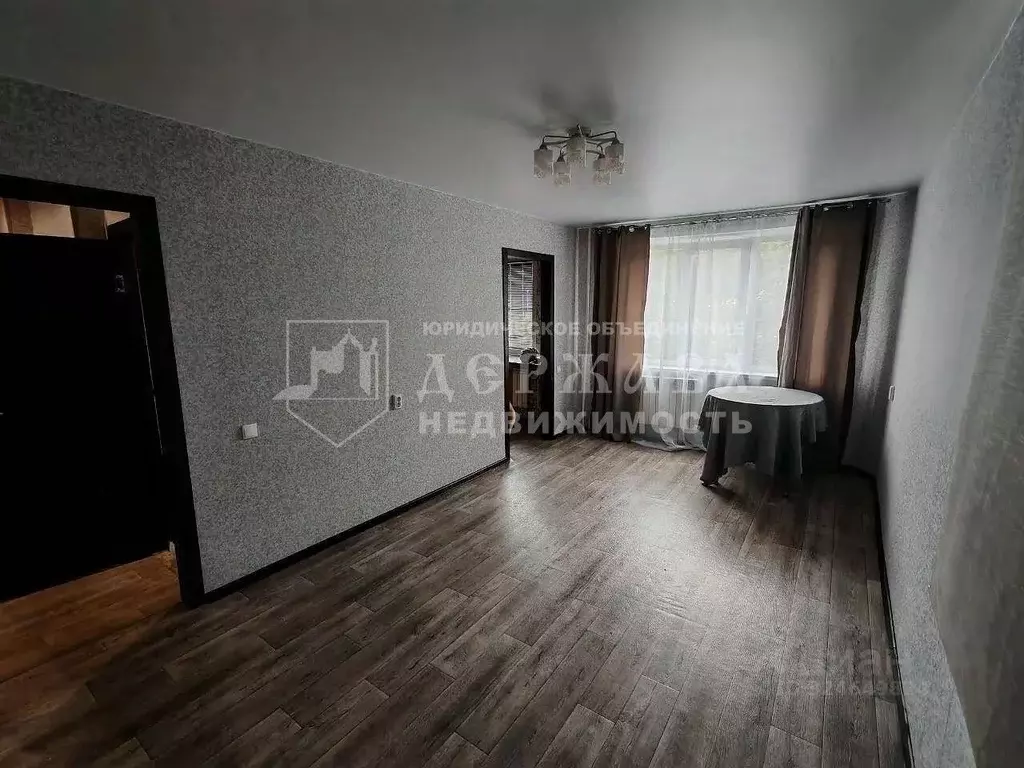 3-к кв. Кемеровская область, Кемерово просп. Шахтеров, 34А (62.0 м) - Фото 1