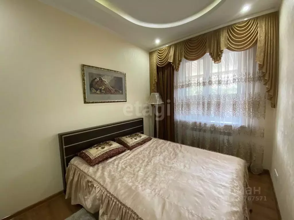 Дом в Краснодарский край, Усть-Лабинск Садовая ул., 189 (279 м) - Фото 1