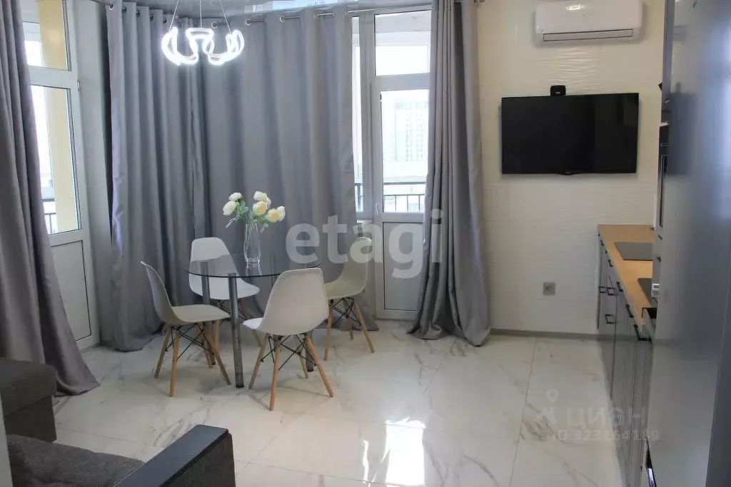 2-к кв. Новосибирская область, Новосибирск ул. Декабристов, 10 (70.0 ... - Фото 1