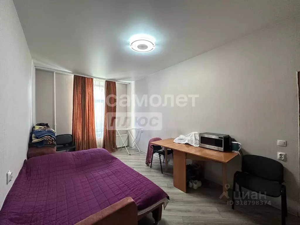 Комната Санкт-Петербург 11-я Васильевского острова линия, 46 (31.8 м) - Фото 1