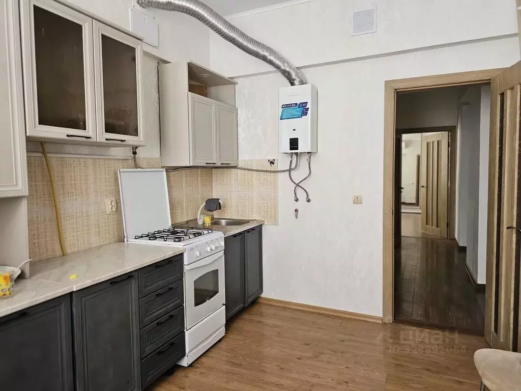 2-к кв. Астраханская область, Астрахань ул. Яблочкова, 15 (58.0 м) - Фото 1