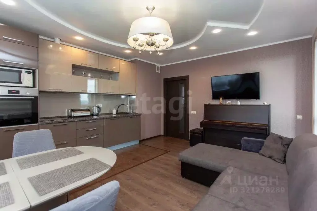 3-к кв. Ханты-Мансийский АО, Сургут ул. Мелик-Карамова, 4 (52.6 м) - Фото 1