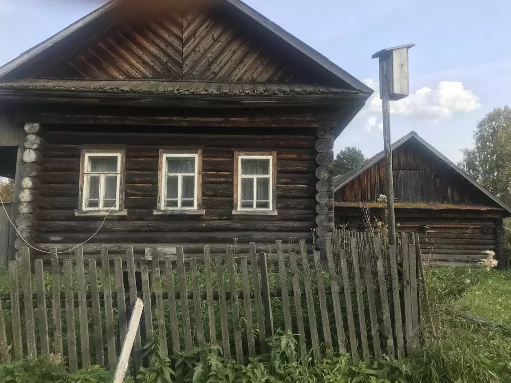 Дом в Пермский край, Кунгурский муниципальный округ, д. Мартыново  (42 ... - Фото 1