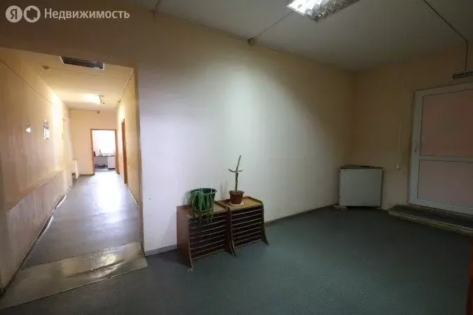 Помещение свободного назначения (5800 м) - Фото 1